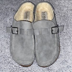 Nicole miller slip on clogs